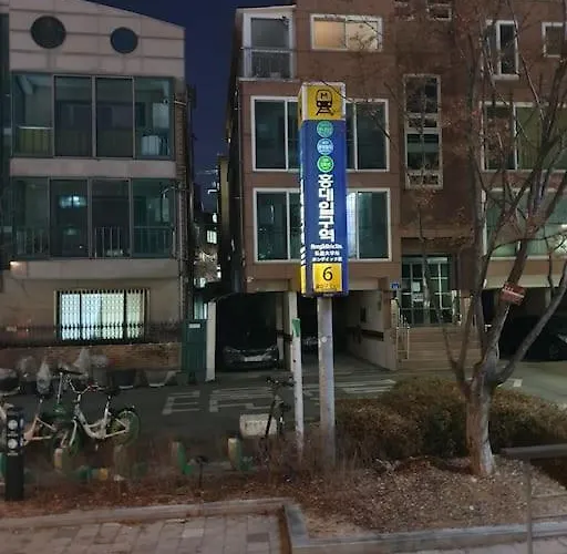 Arex Hongik Univ Unit 201 Seoul